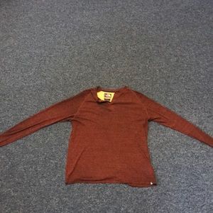 Men’s north face Henley long sleeve shirt